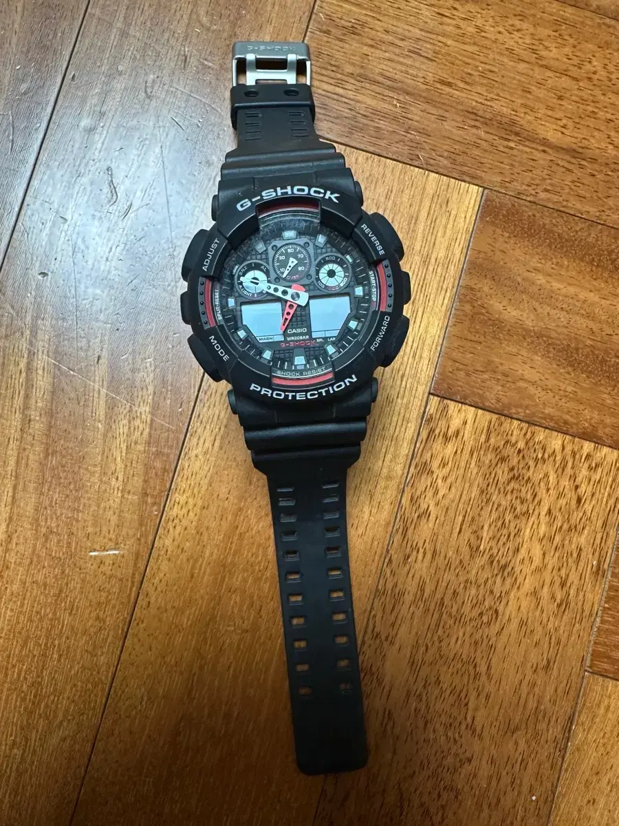 카시오 G-SHOCK GA-100